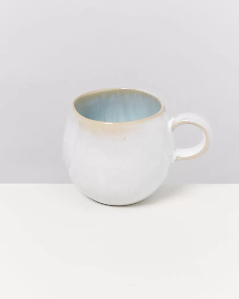 Motel a Miio Areia Tasse Klein Azur