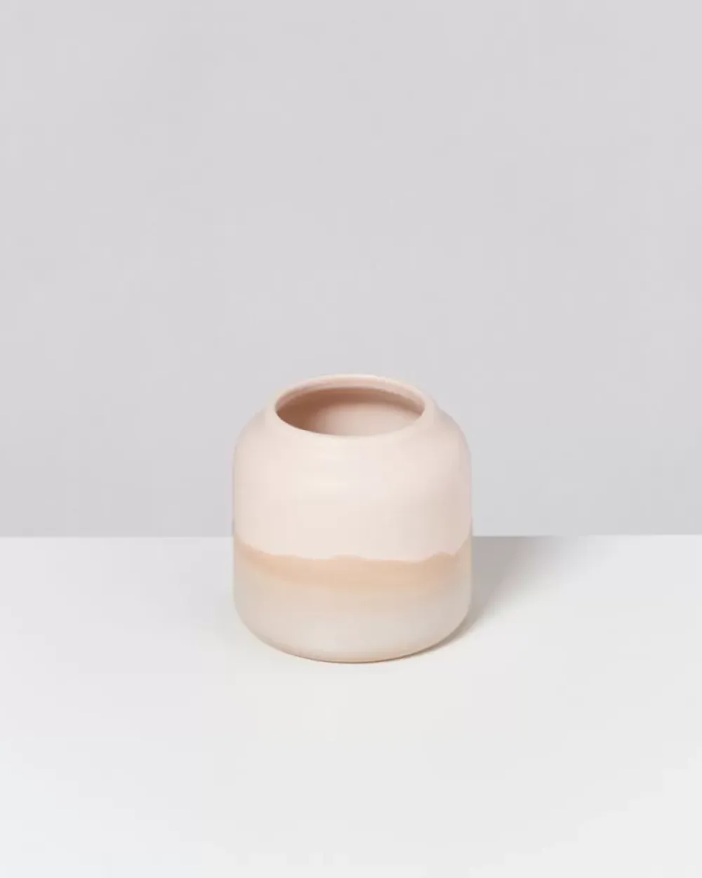Motel a Miio Bebe Vase Sand