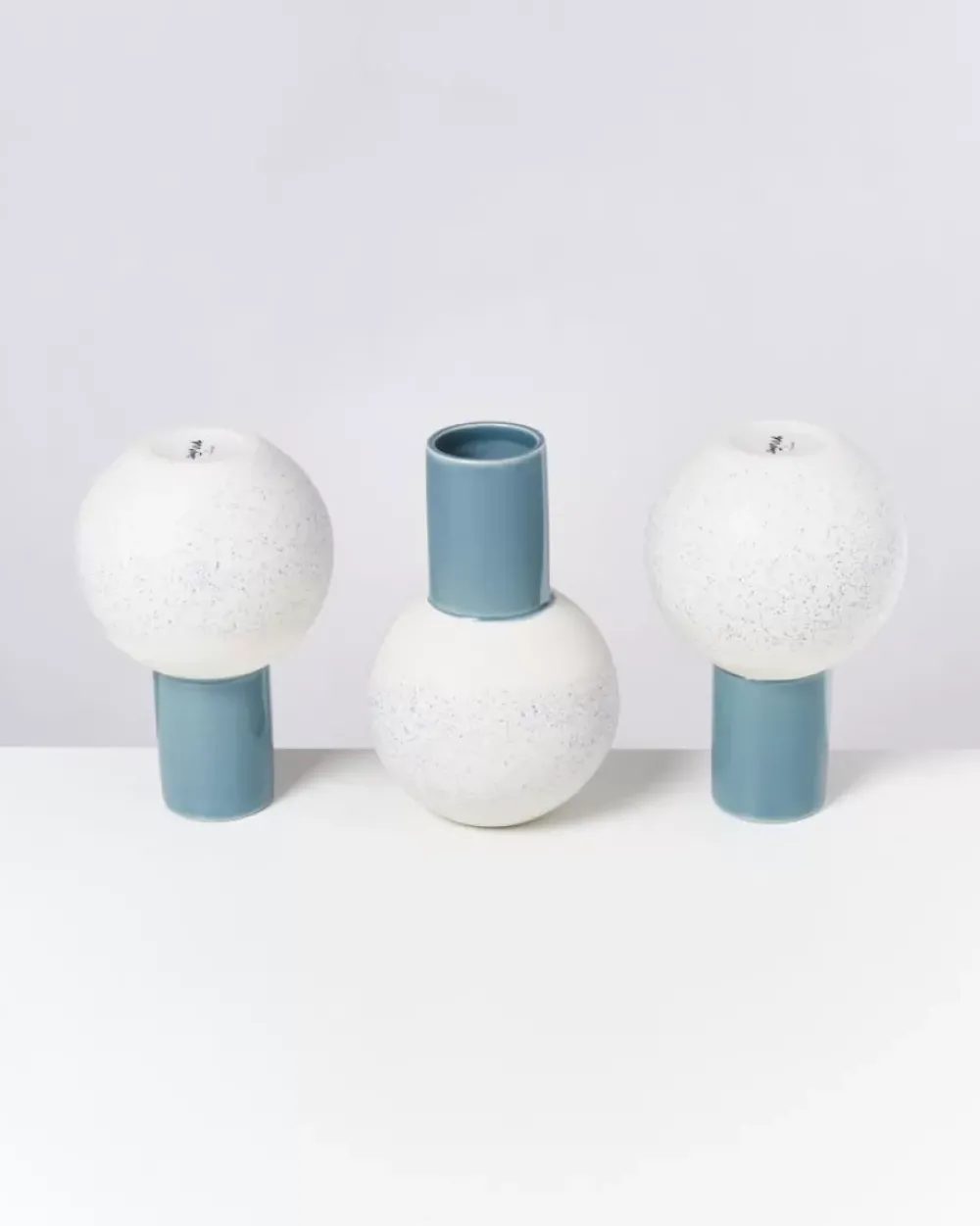 Motel a Miio Bola Vase M Graublau Gesprenkelt