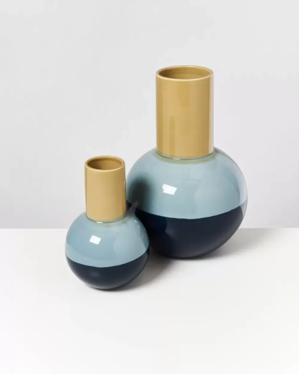 Motel a Miio Bola Vase M Grun Mint Navy