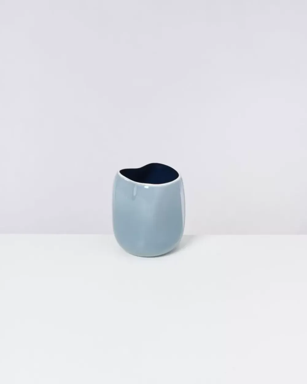 Motel a Miio Joao Vase M Graublau