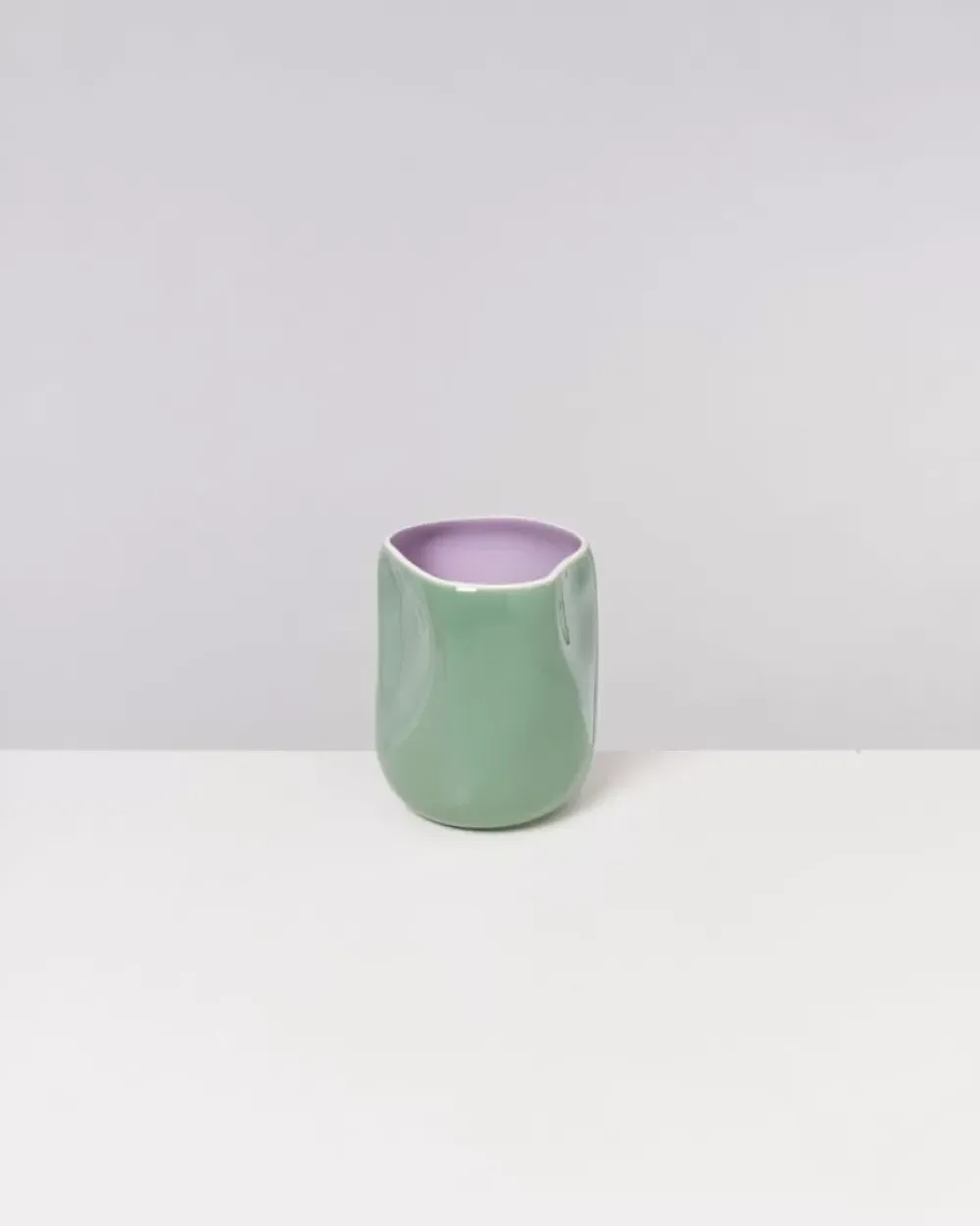 Motel a Miio Joao Vase M Salbei Lila