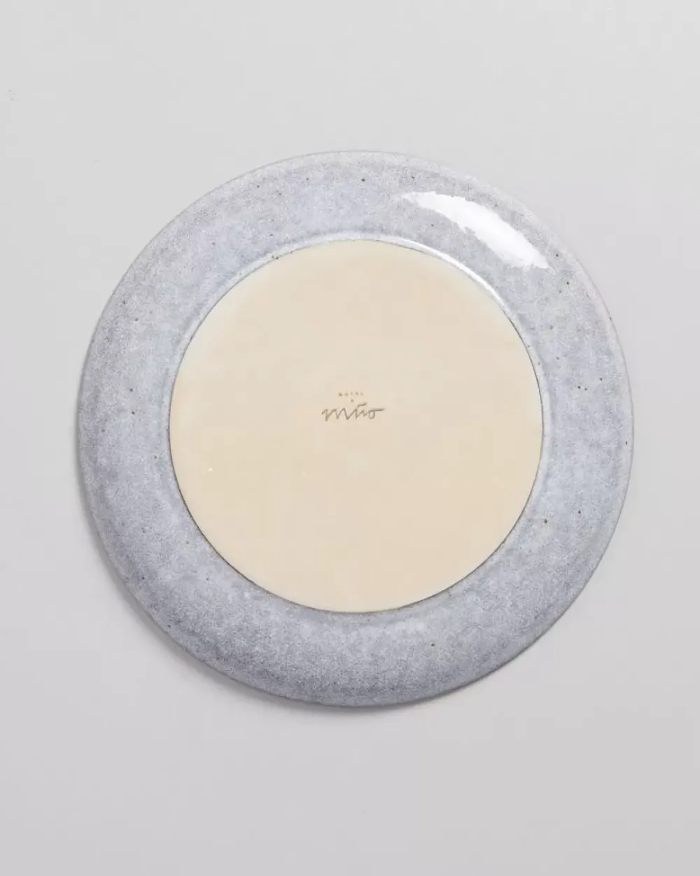 Motel a Miio Mae Teller Klein Grau