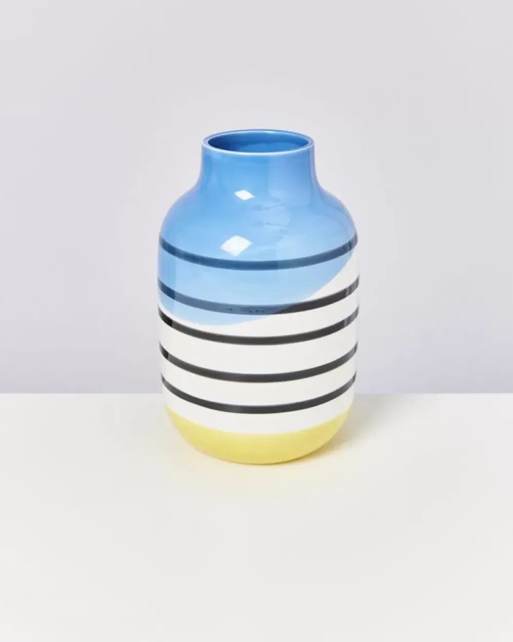 Motel a Miio Nuno Vase L Schwarz-Weis Gestreift Mit Blau